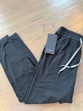 NEW W TAG LULULEMON Women’s Blk Soft Jersey Tapered Pant Jogger Sweatpants SMALL